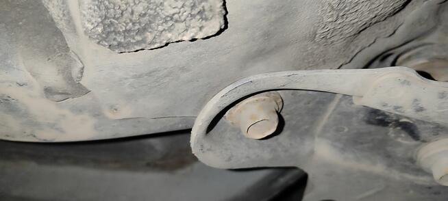 Toyota Yaris 1.3 benzyna**czujniki parkowania**hak** Lipsko - zdjęcie 11