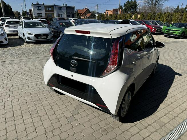 Toyota Aygo !! Rezerwacja !! Orzech - zdjęcie 7