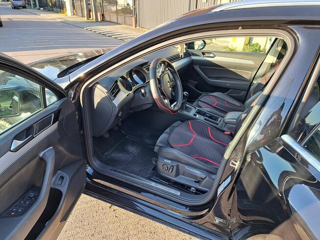 VW Passat Variant 2.0 TDI SCR Radom - zdjęcie 8