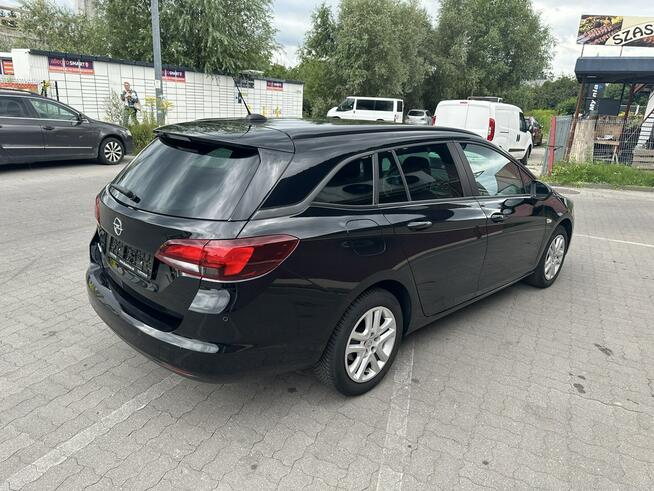 Opel Astra Sports Tourer 1,2 Turbo Jak Nowy Serwisow Bydgoszcz - zdjęcie 4