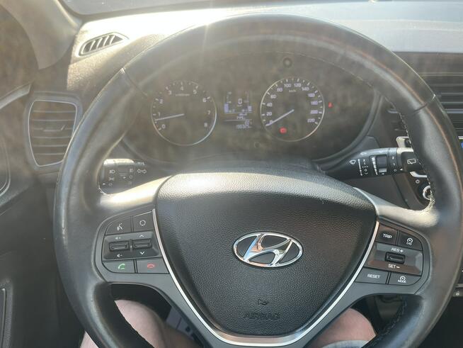 Hyundai i20 1.4 benzyna BEZWYPADKOWY Kobylnica - zdjęcie 9