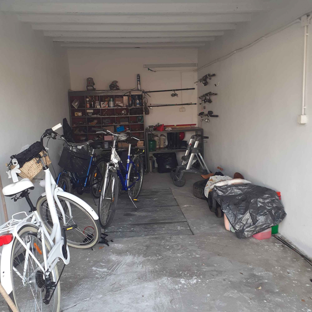 Sprzedam garaż w Lewinie Brzeskim Lewin Brzeski - zdjęcie 3