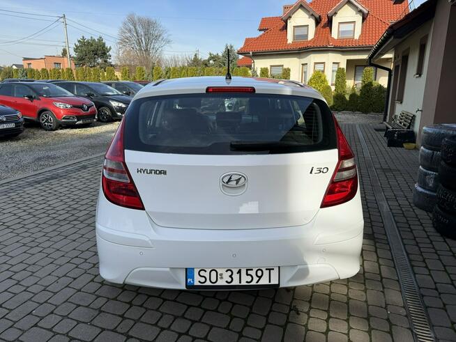Hyundai i30 Rej.03.2011  1,4 109KM  LPG  Klimatronik Orzech - zdjęcie 7
