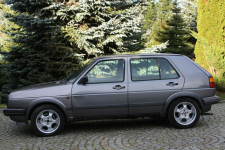 Volkswagen Golf Benzyna 5 drzwi Oldtimer 1988 Lubań - zdjęcie 4