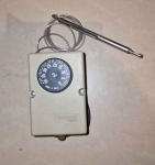 Termostat róznicowy, regulator temperatury