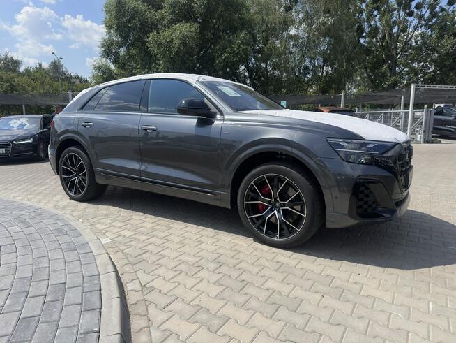Audi Q8 e-hybrid quattro 360 KM tiptronic Radom - zdjęcie 7