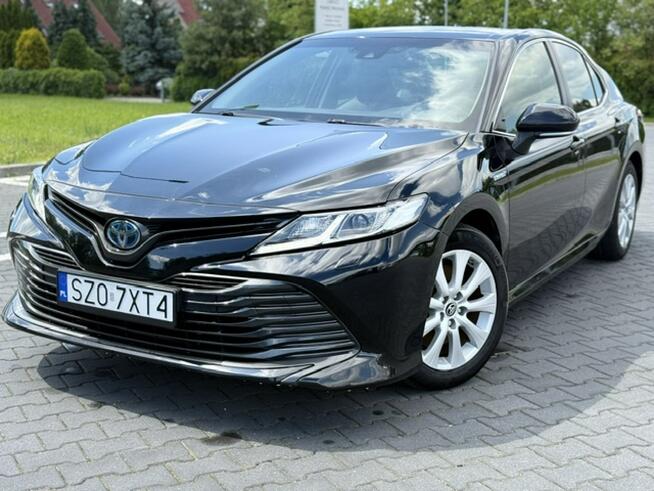 Toyota Camry 2.5 Hybrid Prestige CVT Żory - zdjęcie 2