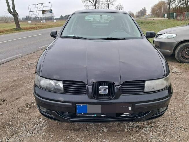 Seat Leon 1.6 czysta niezawodna benzynka czarny na alu. Fasty - zdjęcie 2