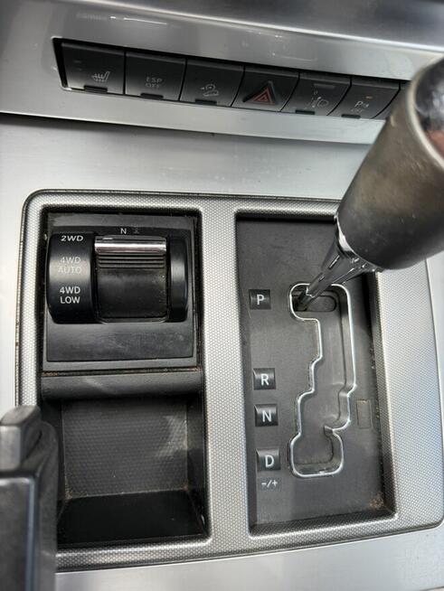 Jeep Cherokee KK 2.8 CRD 177 KM Automat 4x4 Limited, Redukto Kraków - zdjęcie 11