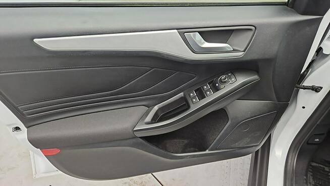 Ford Focus EcoBlue SCR Connected ! Z Polskie Salonu ! Faktura VAT ! Warszawa - zdjęcie 10