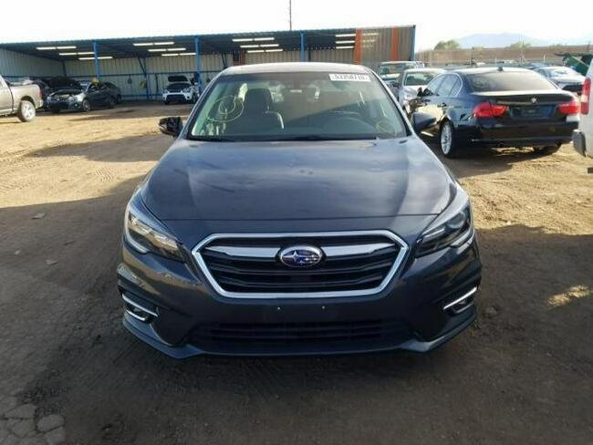 Subaru Legacy 2018, 3.6L, 4x4, Limited, po gradobiciu Warszawa - zdjęcie 3