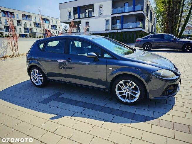 Seat Leon 1.6 Spirit R Bielsko-Biała - zdjęcie 1
