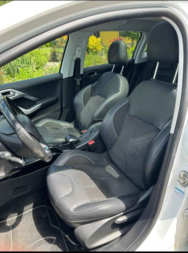 Peugeot 2008 – 2017 r., 1.6 120 KM – bogate wyposażenie, zadbany Nowy Sącz - zdjęcie 6