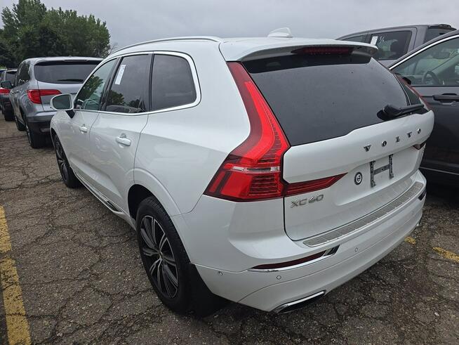 Volvo XC 60 INSCRIPTION / AWD / T5 / niski przebieg Tarnów - zdjęcie 5