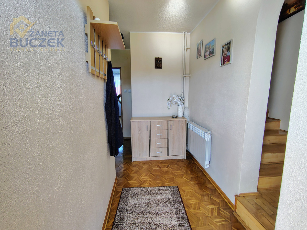 Duży dom z potencjałem na sprzedaż Iłów - zdjęcie 5