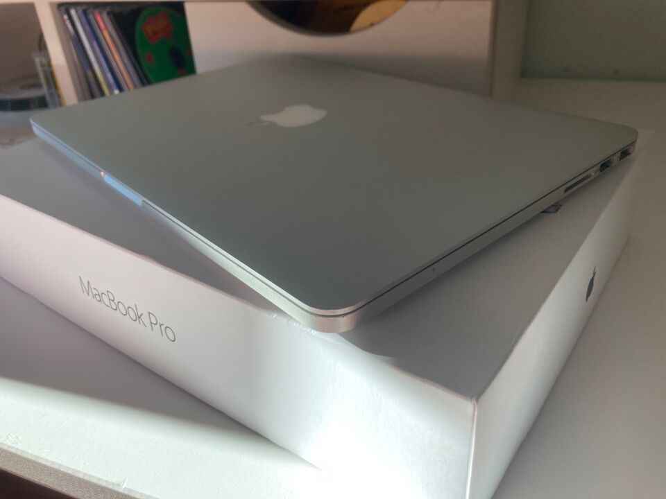 zniżki na duże wyprzedaże w ramach ramadanu Apple MacBook Pro 13 Walenczyzna - zdjęcie 2