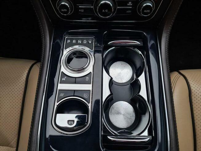 Jaguar XJL 3,0 benzyna 340KM AWD Long Olsztyn - zdjęcie 11