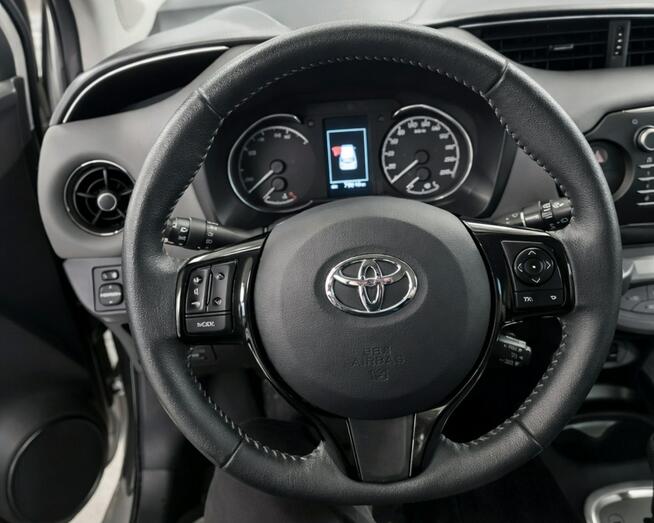 Toyota Yaris 2020 Tylko Salon Polska 1Właściciel Hybryda Serwis ASO Białystok - zdjęcie 7
