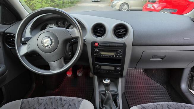 Sprzedam Seat Ibiza III 1,4 16V 75KM 3-d z polskiego salonu Skierniewice - zdjęcie 7