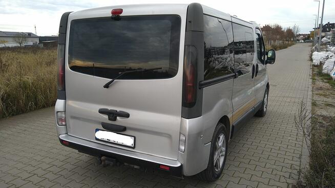renault trafic 2005r 2.5 diesel kllima 7 osobowy Szczecin - zdjęcie 3