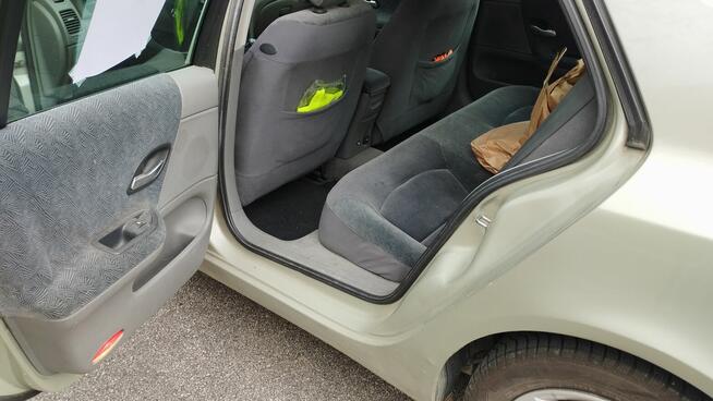 Renault Laguna! Biecz - zdjęcie 6