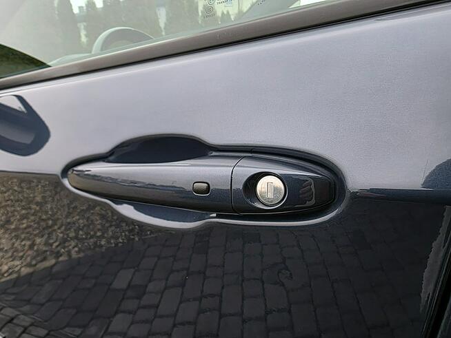 Jeep Commander serwis ASO, panorama dach, automat Rydułtowy - zdjęcie 7