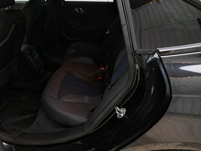 BMW 218 Komorniki - zdjęcie 12