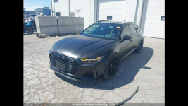 AUDI RS6 / 4.0 V8 / niski przebieg