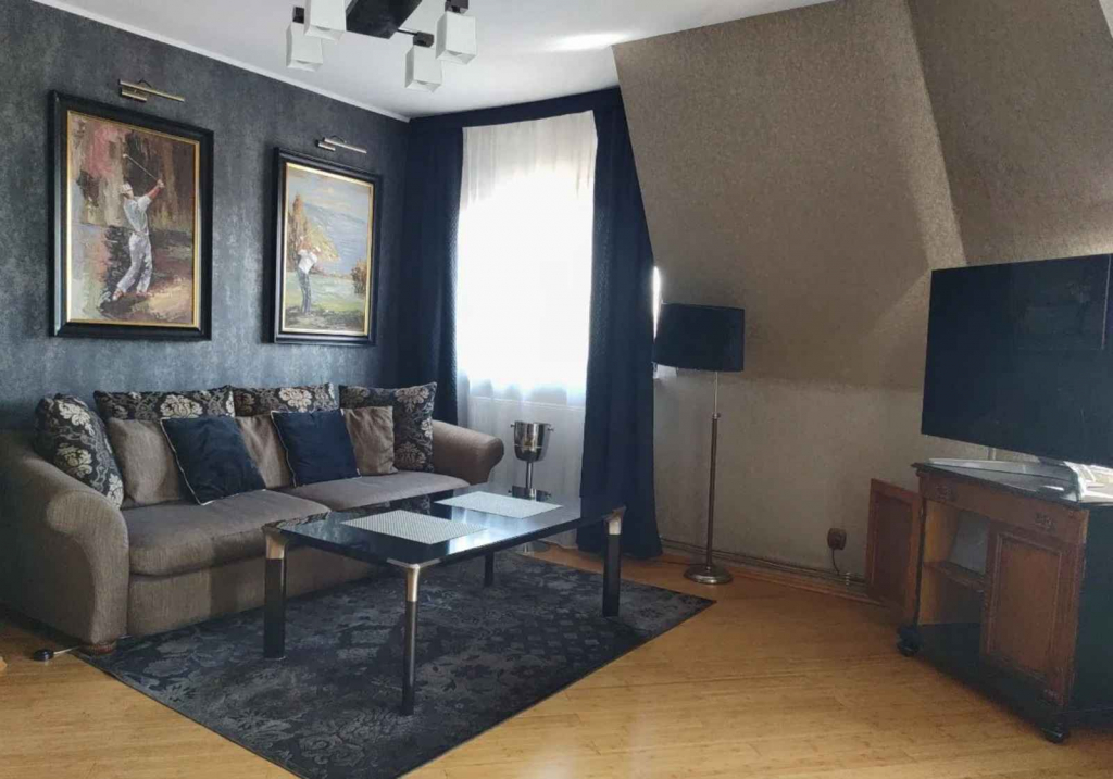 3pok 80m, Okolice Placu Grunwaldzkiego LUX/PIWNICA (Wrocław) Śródmieście - zdjęcie 1