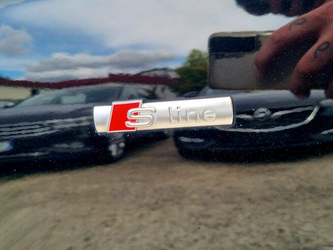 Audi A4 S-Line Led Serwis Bixenon ACC Parktronic Climatronik Gwarancja Szczecin - zdjęcie 9
