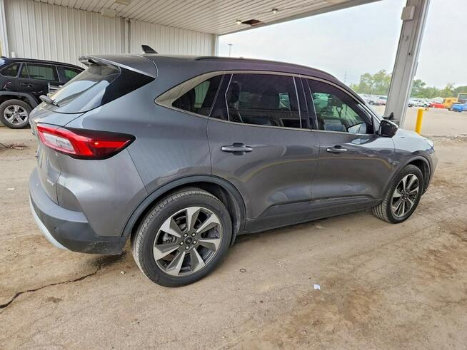 Ford Kuga PLATINIUM / AWD / Benzyna Częstochowa - zdjęcie 4