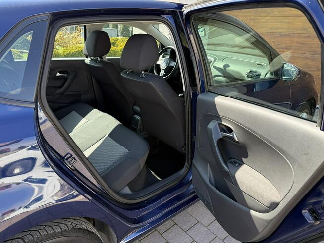 Volkswagen Polo 1.2 benzyna ładny stan bezwypadkowy klimatronik Konradów - zdjęcie 11