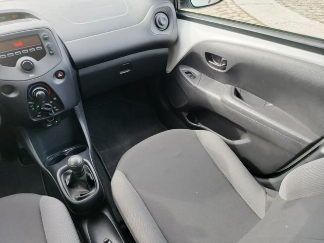Toyota Aygo Warszawa - zdjęcie 12