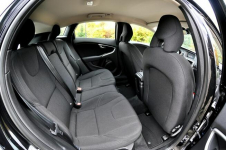 Volvo V40 2,0 D2 2017 Rok Lift Full Led Climatronic Navi Pdc Serwis Płock - zdjęcie 10