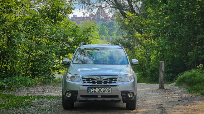 Subaru Forester SH Żoliborz - zdjęcie 9