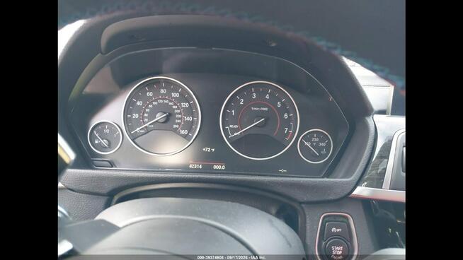 BMW 330 xDrive / M-Pakiet / niski przebieg Wrocław - zdjęcie 10