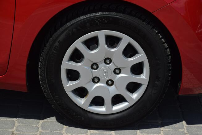 Hyundai i30 1.4B MPI Klima 107 TYS KM Sprowadzony Opłacony Majdan Sieniawski - zdjęcie 12
