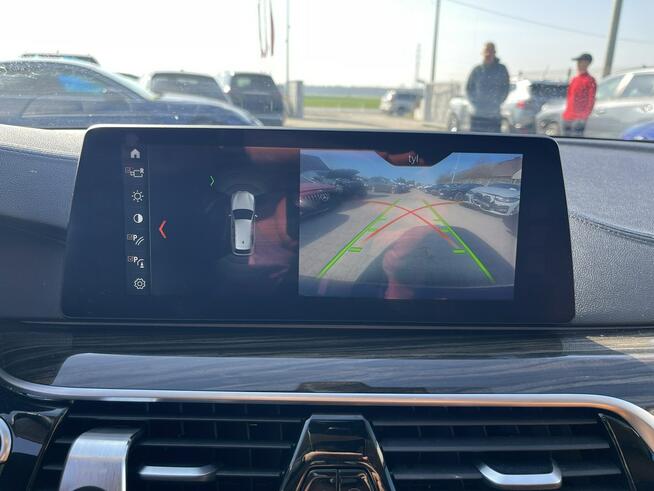 BMW 530 Luxury Line Xdrive Skóra Kamera Harman 190KM Gliwice - zdjęcie 11