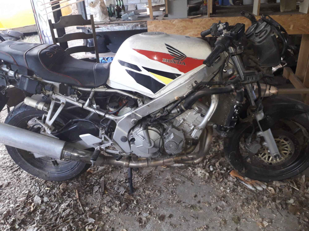 Honda CBR 600 Praga-Południe - zdjęcie 4