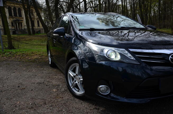 Toyota Avensis Sosnowiec - zdjęcie 12