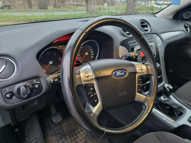 Ford Mondeo Klimatronik - Alu - 6 Air Bag - Ładny - Zadbany- SPRAWNY Szczecin - zdjęcie 11