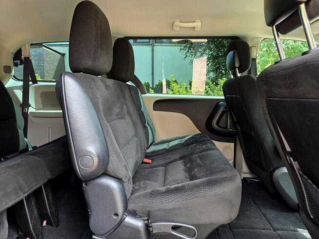 Dodge Grand Caravan 3.6 Benz. + LPG 283KM 2015r 7-osobowy, Automat Tychy - zdjęcie 11