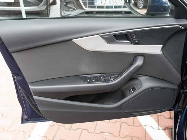 Audi A4 DW8UT57#35 TDI mHEV S tronic Podgrz.f Ambient Salon PL VAT23% Gdynia - zdjęcie 9