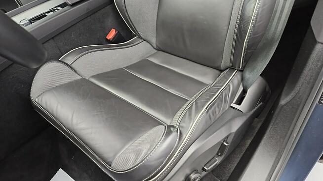 Volvo XC 60 AWD Plus Dark aut ! Z Polskiego Salonu ! Faktura VAT ! Warszawa - zdjęcie 12