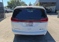 Chrysler Pacifica LIMITED / pakiet S / niski przebieg Białystok - zdjęcie 5