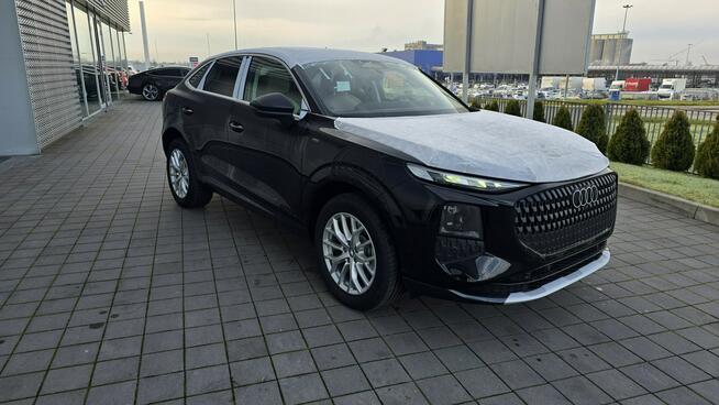 Audi Q3 e-hybrid 272 KM S tronic JASNA TAPICERKA Radom - zdjęcie 2