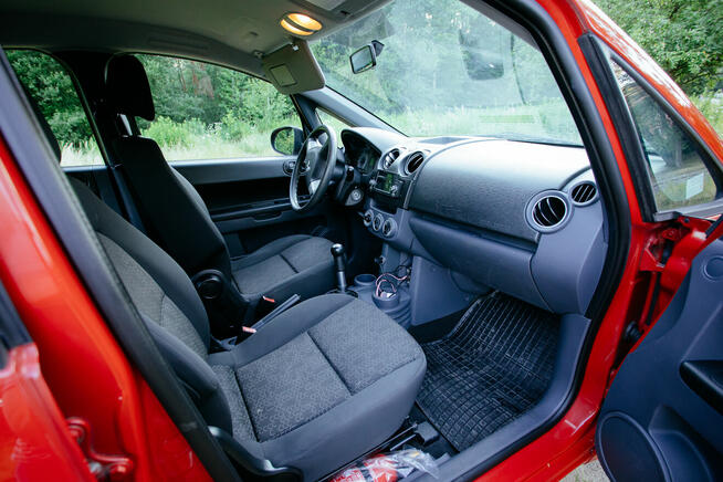 Mitsubishi Colt 1.1 benzyna 2009 Garażowany OC Przegląd Jaworzno - zdjęcie 11