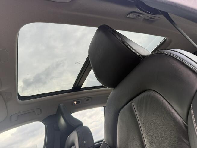 Volvo XC 40 T 5 Recharge Zielona Łąka - zdjęcie 10