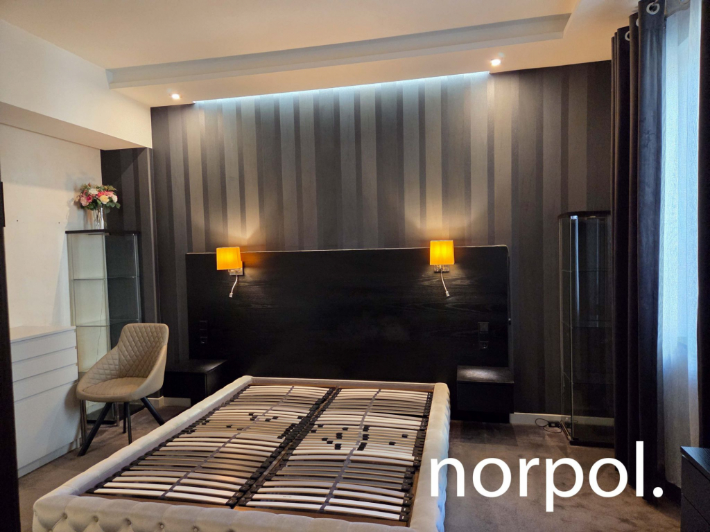 Angel Wawel, Sukiennicza, 4 pokoje, basen, garaż, siłownia, ochrona Kraków - zdjęcie 9