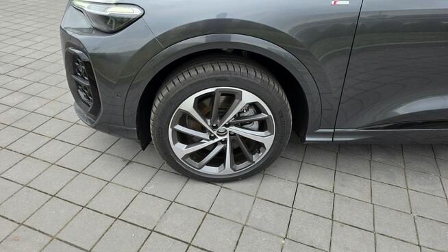 Audi Q5 TDI 204KM quattro S tronic pakiet Technology Comfort Hak Radom - zdjęcie 4